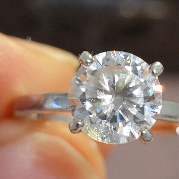 Sterling silver solitaire engagement ring - Picture 11 of 12